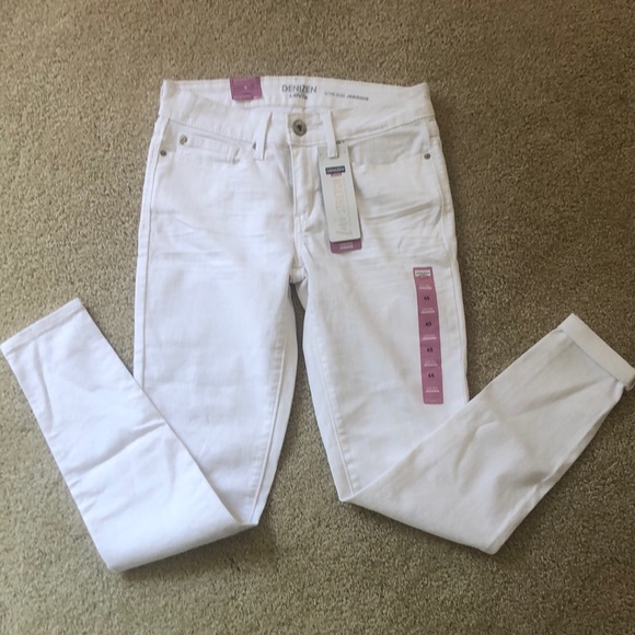 Levi's Denim - NWT Levi’s Denzien low rise jegging white size 4/5
